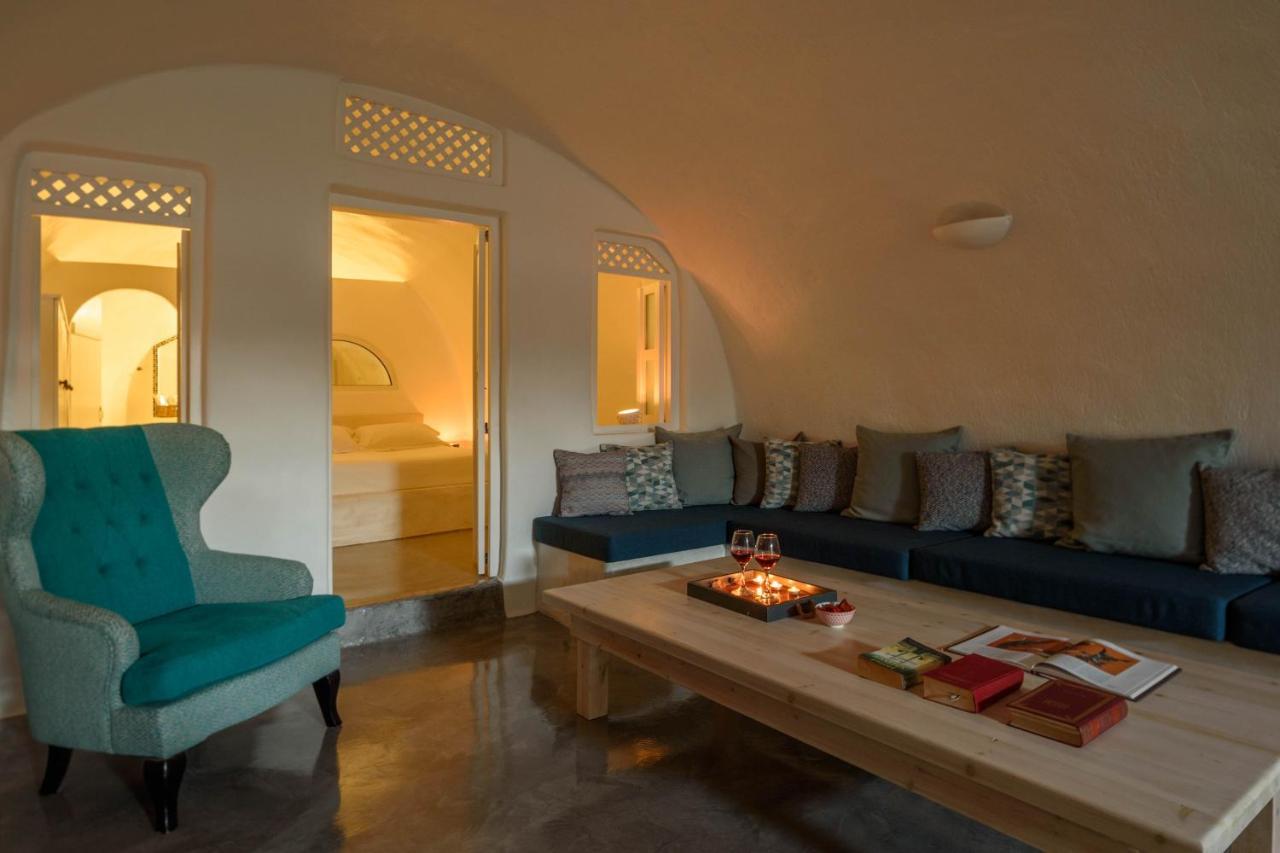 Revelis Villa & Canava Fira  Exterior photo