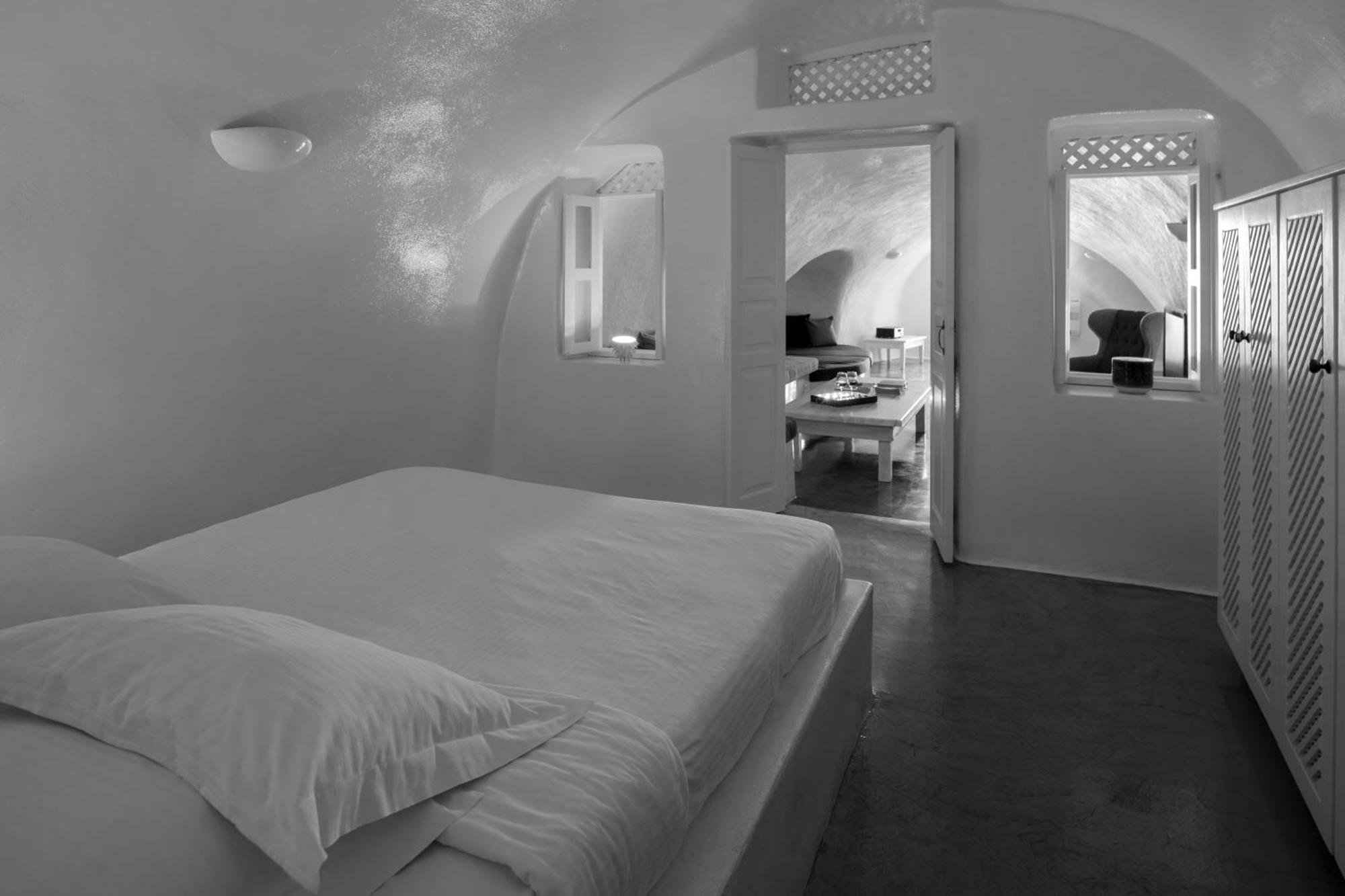 Revelis Villa & Canava Fira  Room photo
